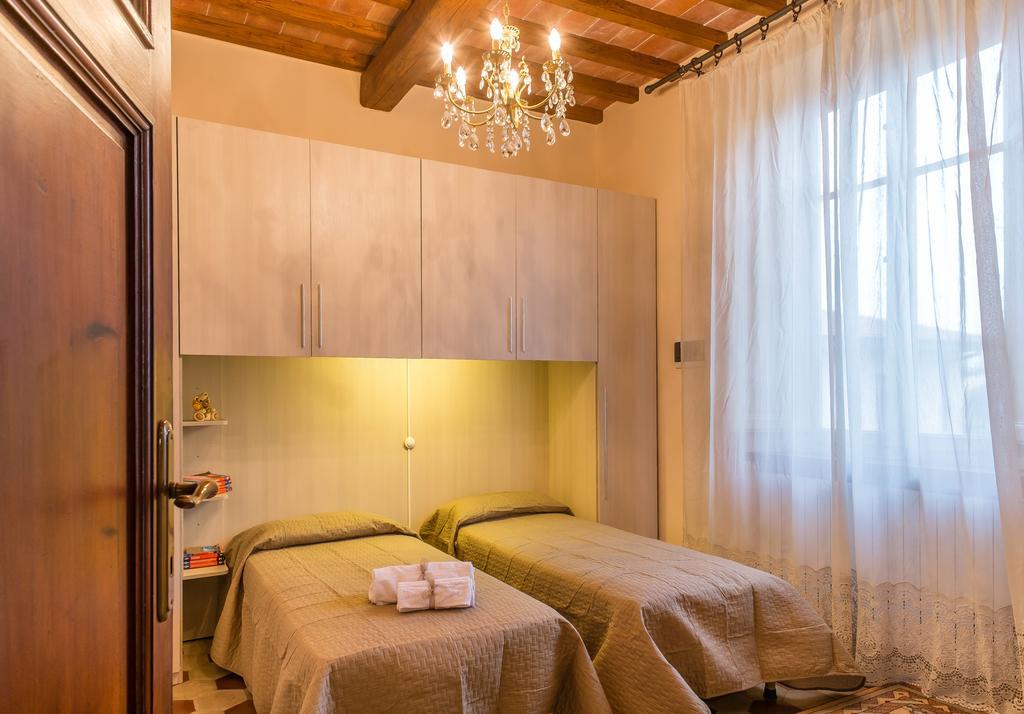 Villa Zibaldone, Vivi Il Giardino In Citta! 卢卡 外观 照片